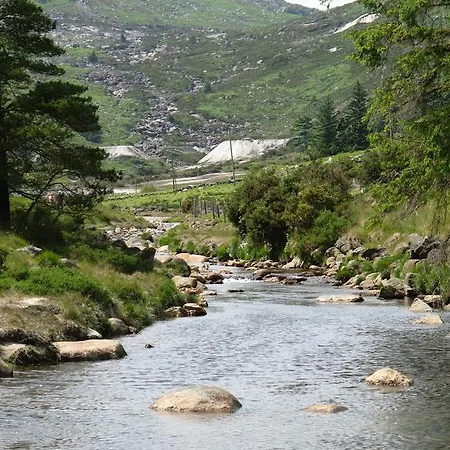 بيت ضيافة Riversdale House Accommodation لاراغ