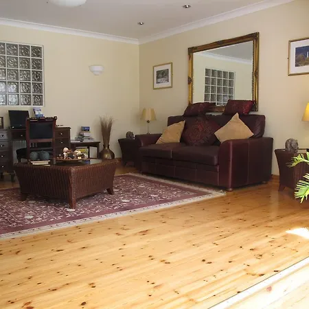 بيت ضيافة Riversdale House Accommodation